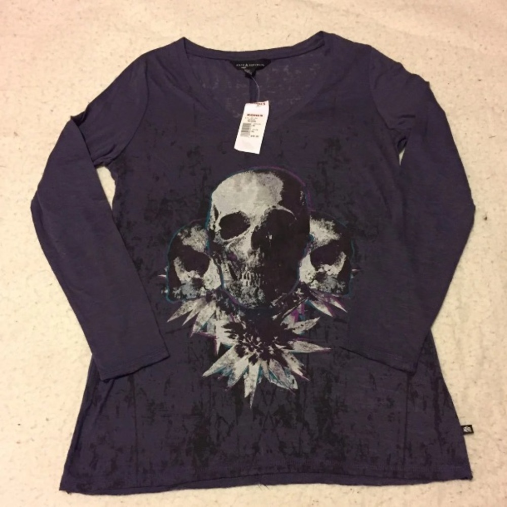Rock & Republic burnout 3/4 skull Sz s nwt